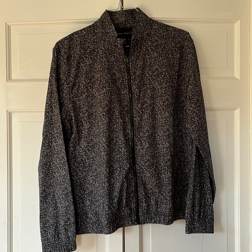 Outdoor voices men zip up size large, excellent condition